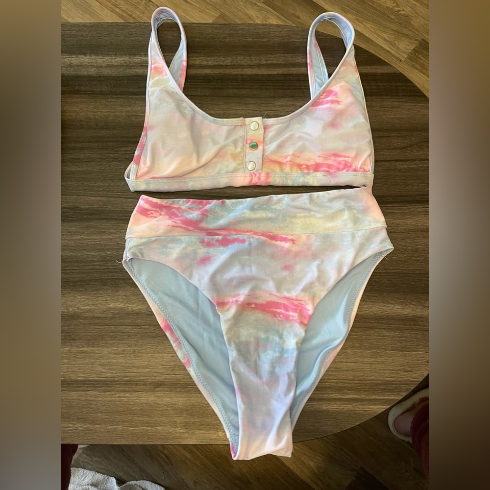 High waisted bikini